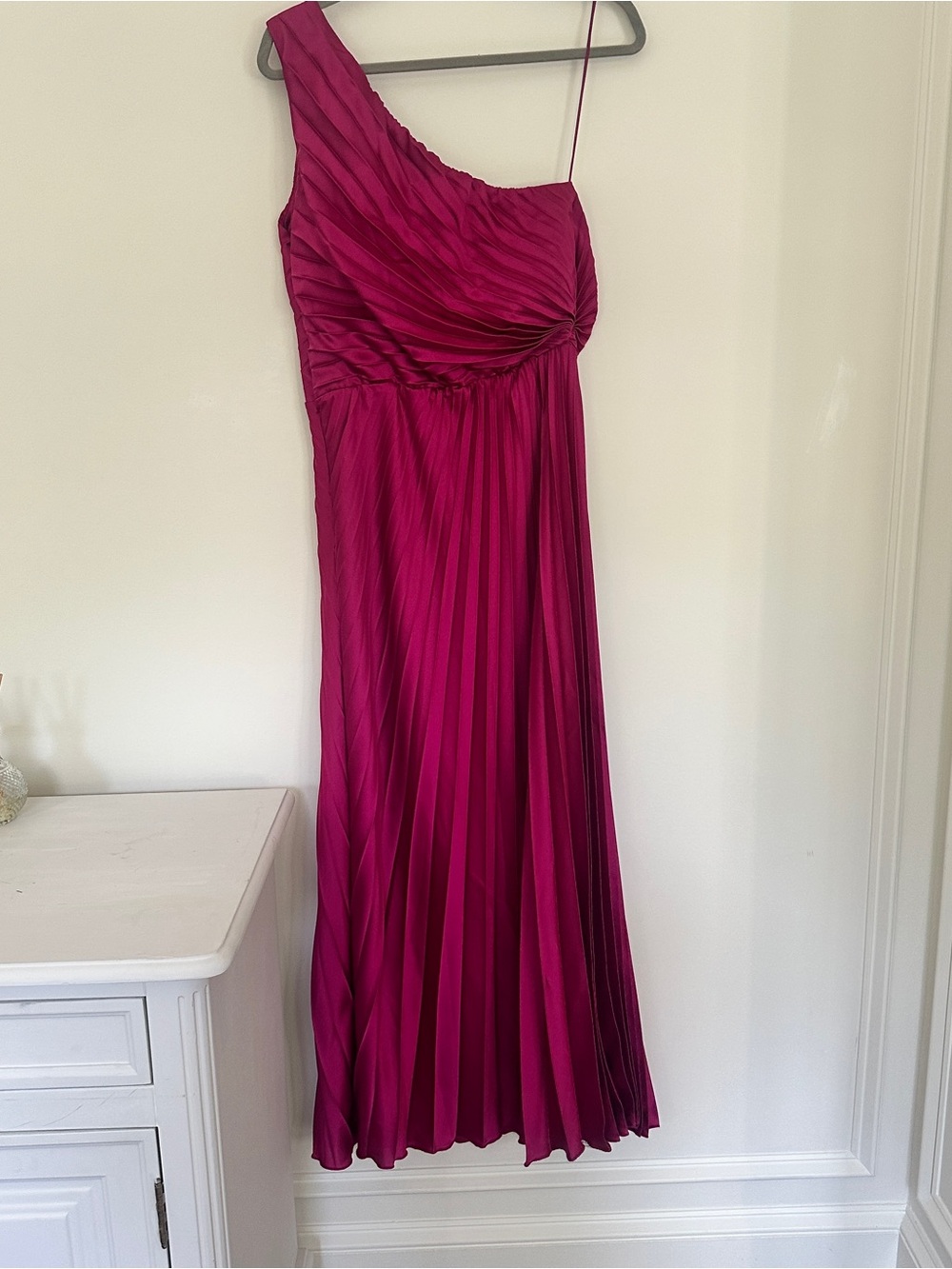 Abercrombie & Fitch Hot Pink Pleated Midi Dress - Picture 6 of 6
